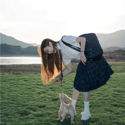 被侵犯的她